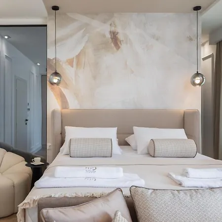 Le Prestige Luxury , Self Check-in, Minutes From Waterfront Pensjonat 4*