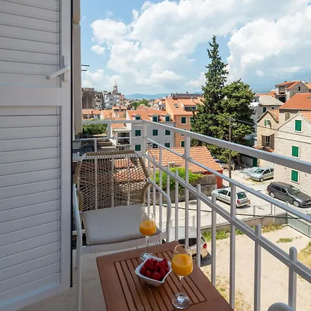 Luxury Le Prestige Few Minutes From Split's Iconic Waterfront ゲストハウス