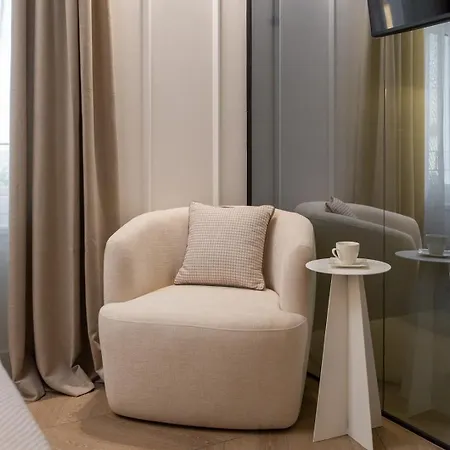 Гостевой дом Le Prestige Luxury , Self Check-in, Minutes From Waterfront Сплит