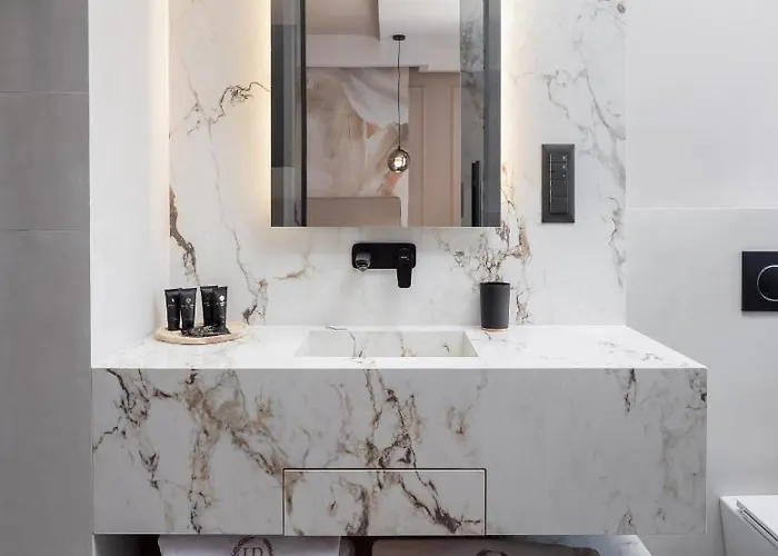 Le Prestige Luxury , Self Check-in, Minutes From Waterfront 4* Split