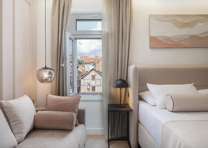 Le Prestige Luxury , Self Check-in, Minutes From Waterfront بيت ضيافة 4*