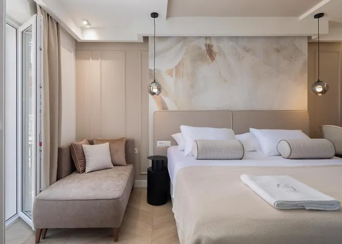 Le Prestige Luxury , Self Check-in, Minutes From Waterfront 4*