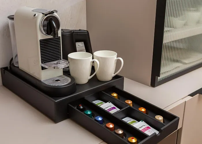 Le Prestige Luxury , Self Check-in, Minutes From Waterfront بيت ضيافة 4*